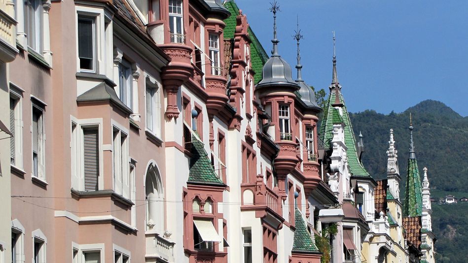 architecture-2286858_1920.jpg