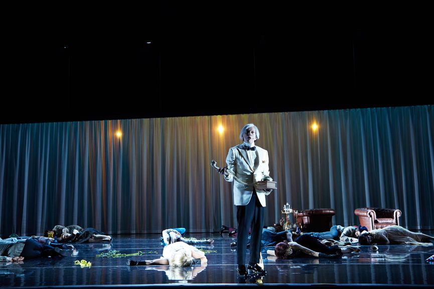 Erwin Belakowitsch_Ensemble_Sunset Boulevard _foto Christoph Sebastian_757.jpg