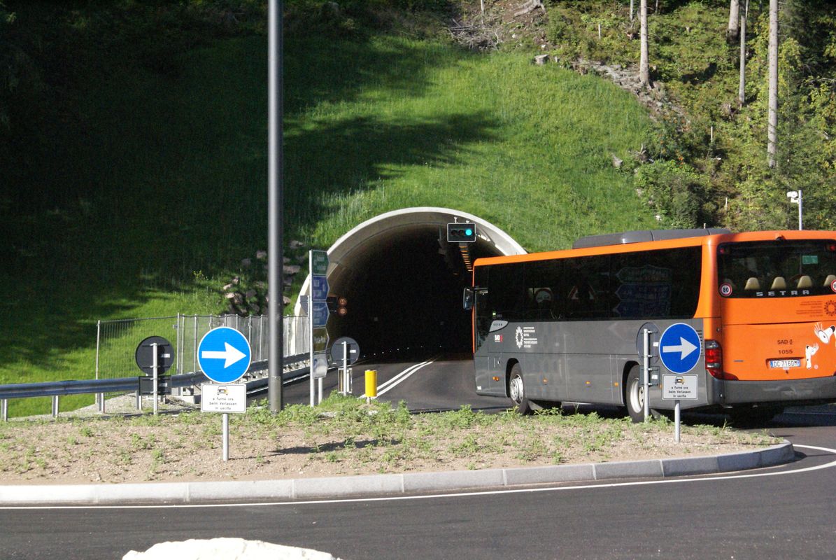 SAD_Bus_in_val_gardena.JPG