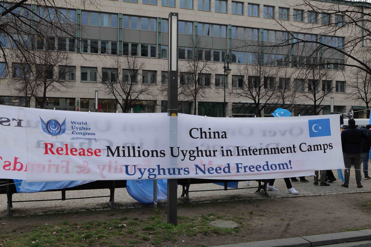 Demonstration_for_the_rights_of_the_Uyghurs_in_Berlin_2020-01-19_03.jpg
