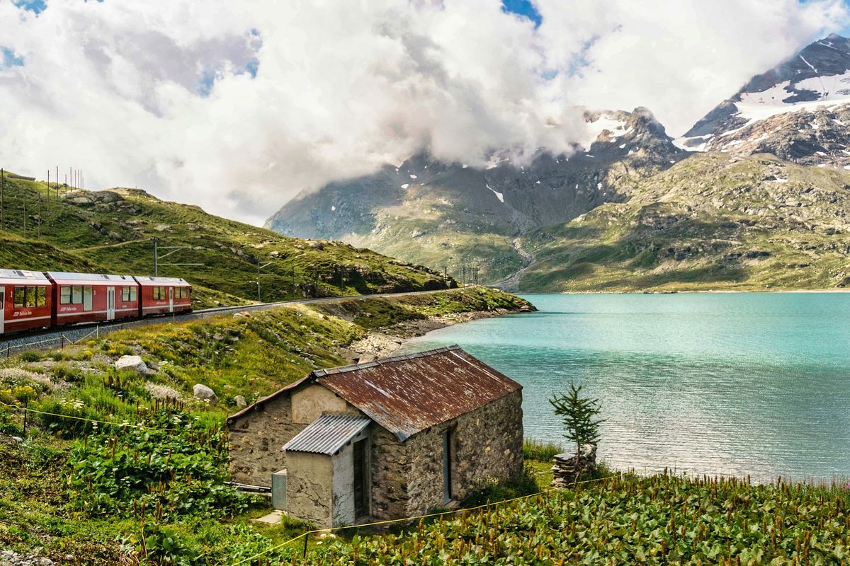 lake-g2ce20c367_1920