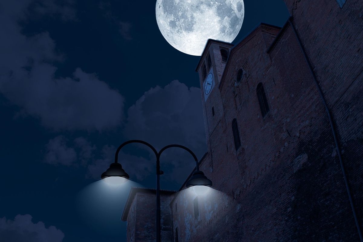 night-578091_1280